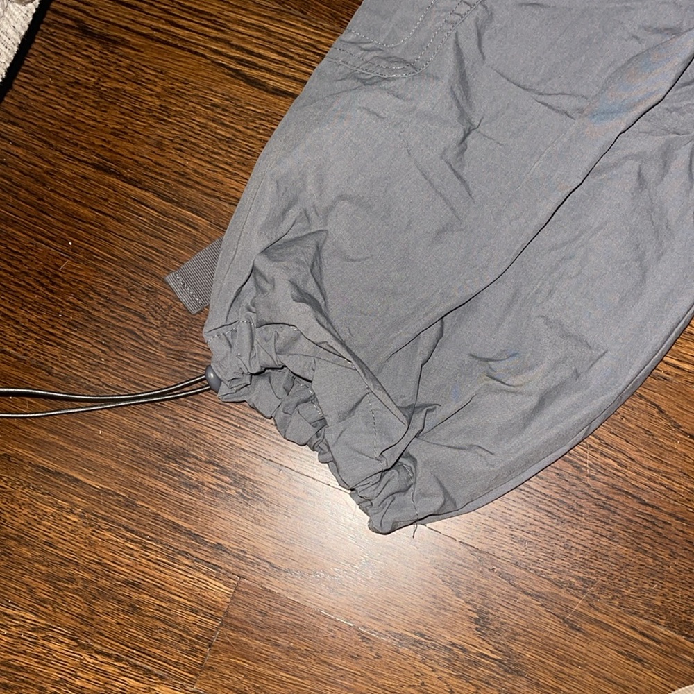 Womens Gray Cargo Pants - Picture 3 of 3